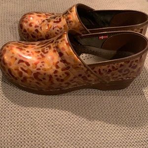 Sanita clogs size 40